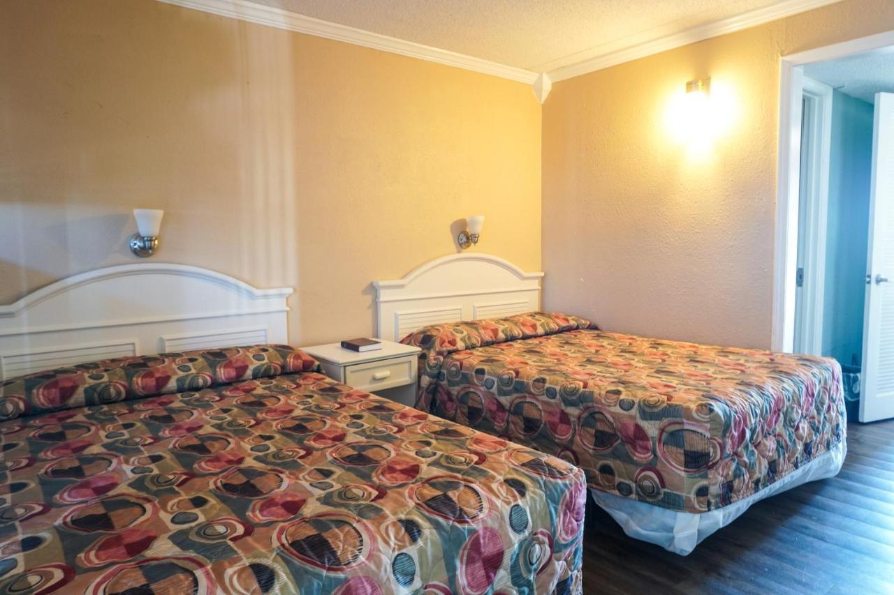 Wave Rider Resort Миртл-Бич Экстерьер фото
